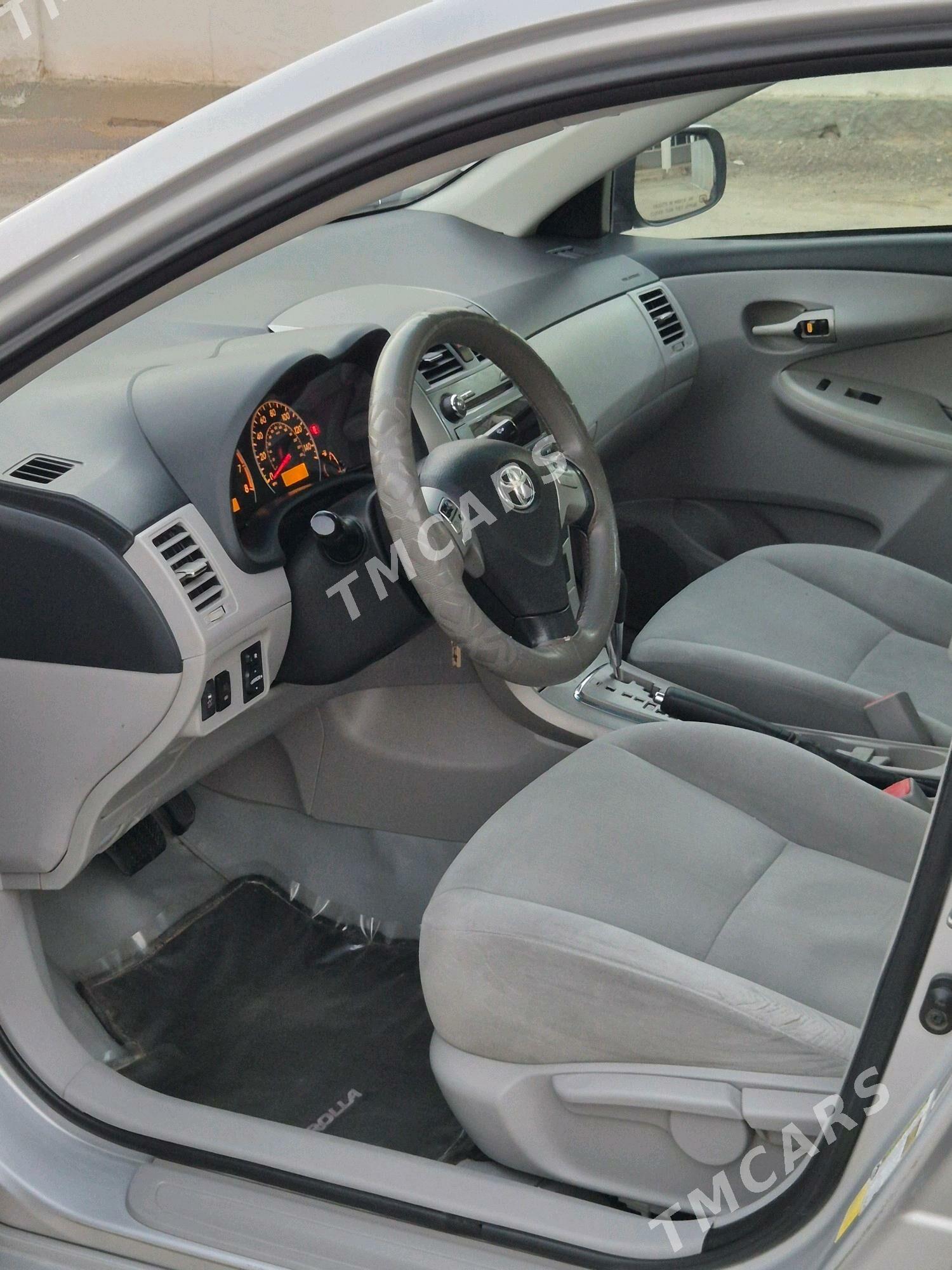 Toyota Corolla 2011 - 162 000 TMT - Gyzylarbat - img 5