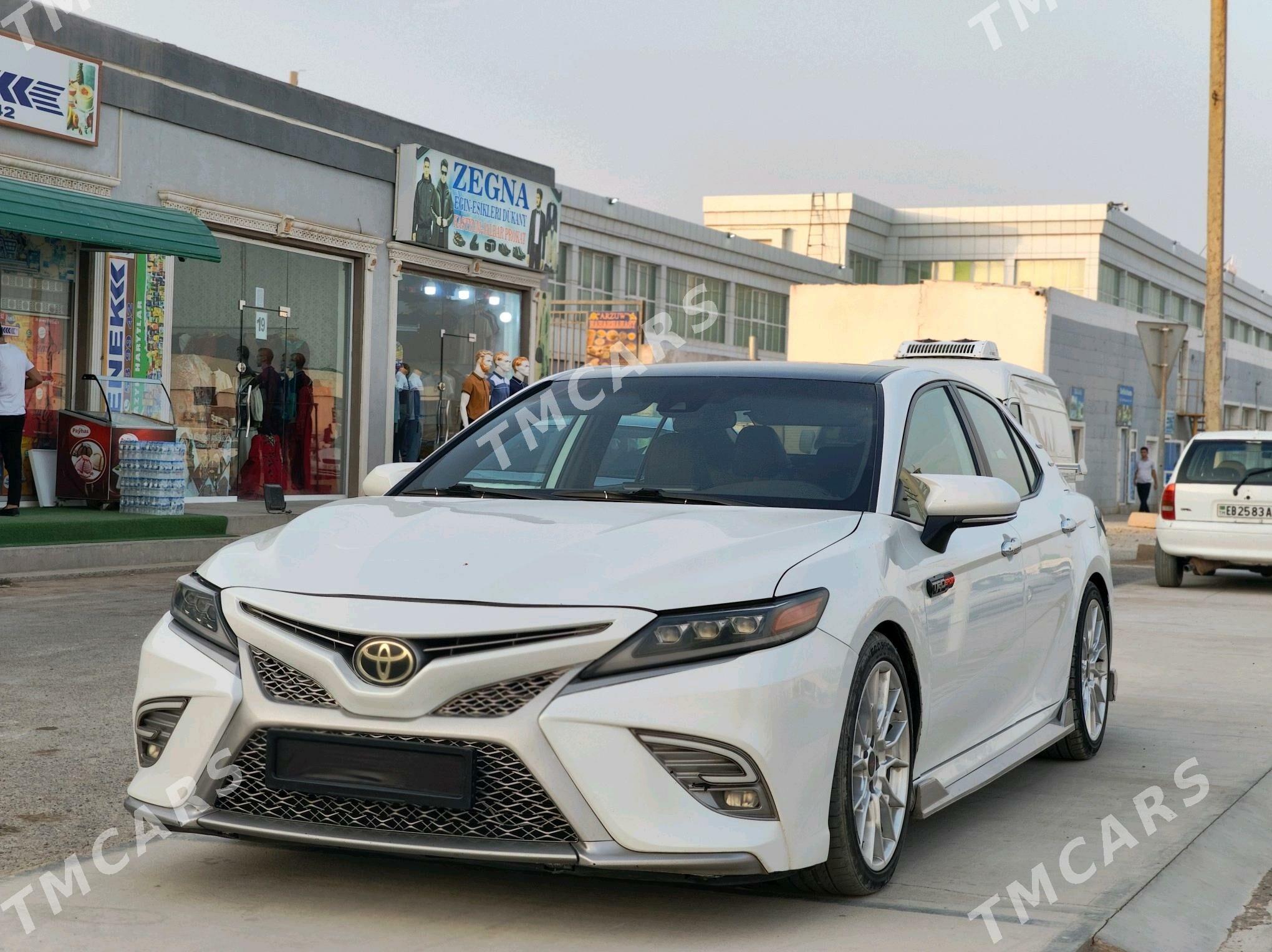 Toyota Camry 2020 - 380 000 TMT - Tejen - img 4