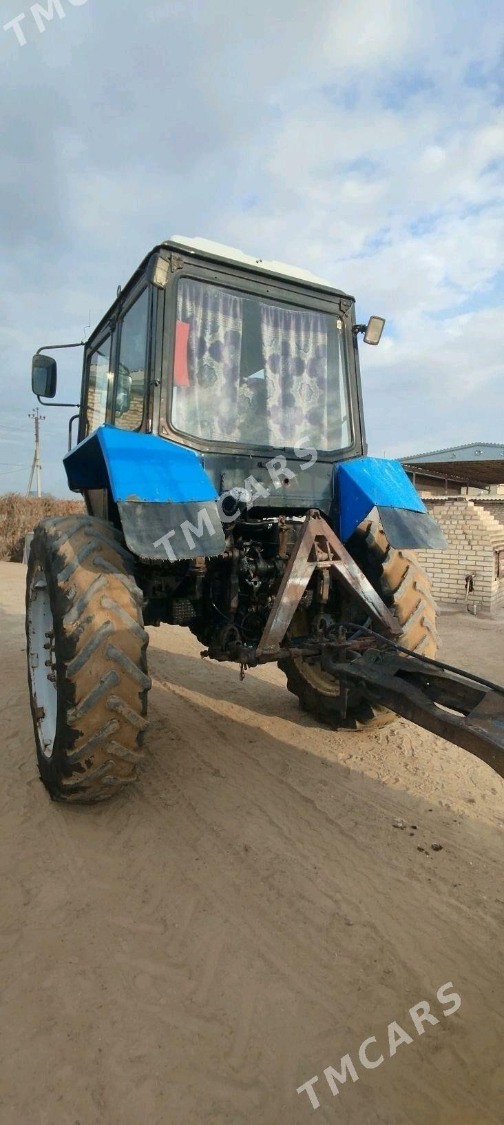 MTZ 80 2007 - 110 000 TMT - Сакарчага - img 3