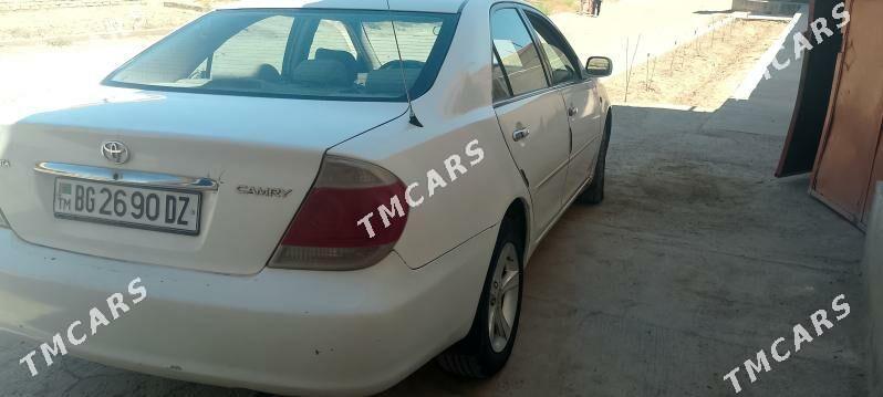 Toyota Camry 2003 - 110 000 TMT - Дашогуз - img 2