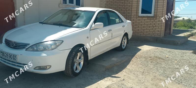 Toyota Camry 2003 - 110 000 TMT - Дашогуз - img 6