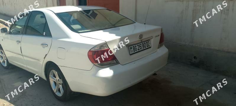 Toyota Camry 2003 - 110 000 TMT - Дашогуз - img 4