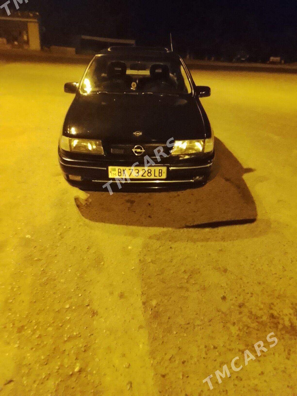 Opel Vectra 1992 - 29 000 TMT - Сакар - img 2