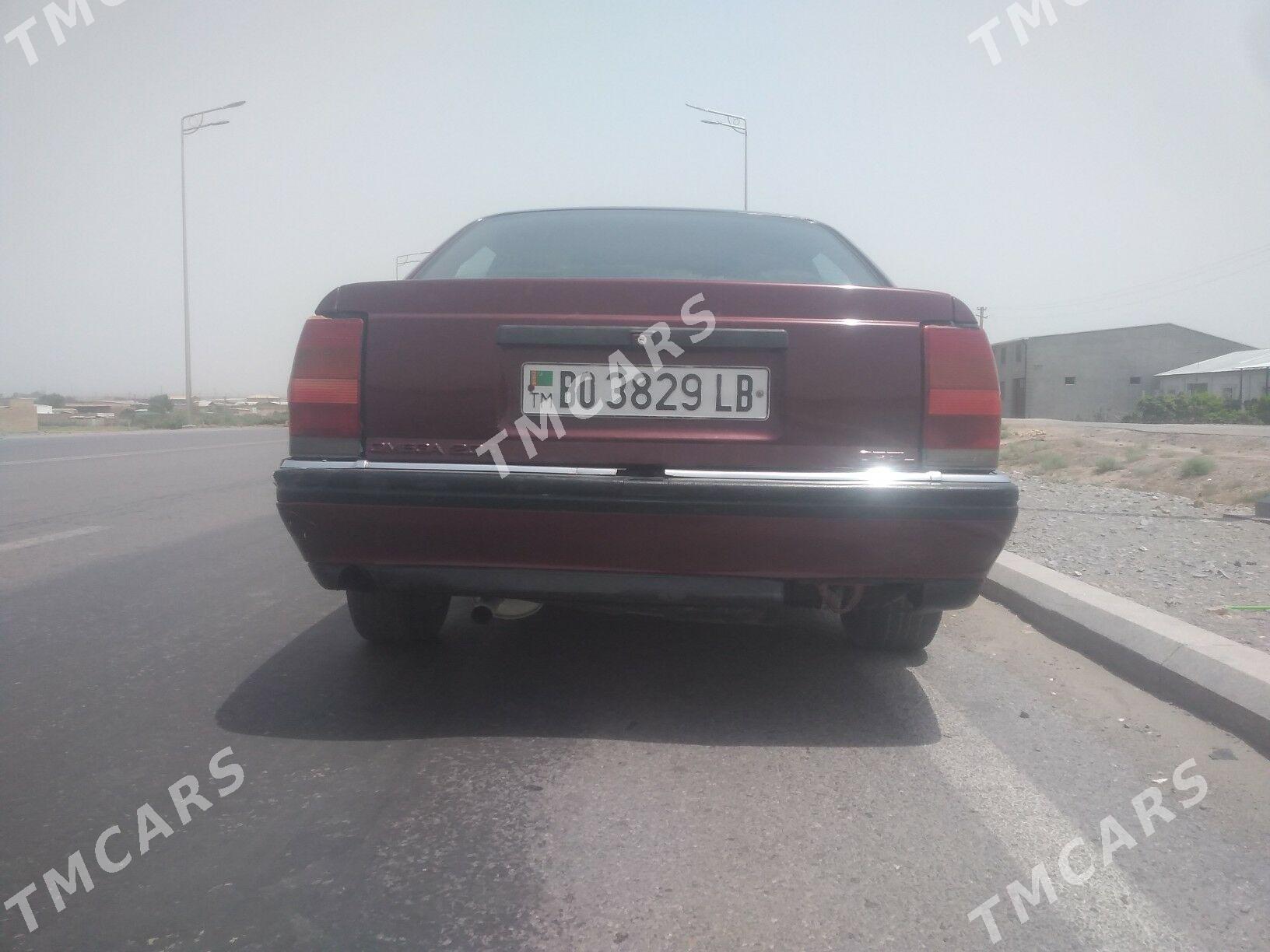 Opel Omega 1991 - 20 000 TMT - Farap - img 3