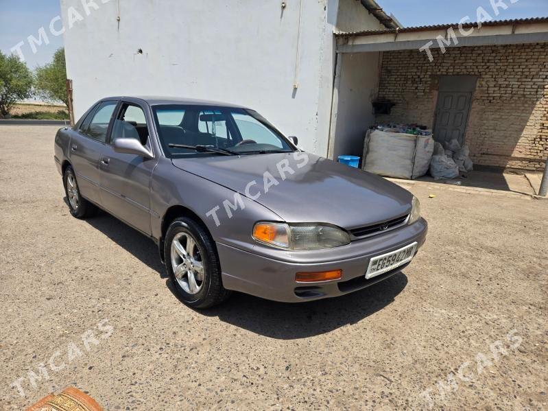 Toyota Camry 1995 - 78 000 TMT - Мары - img 2