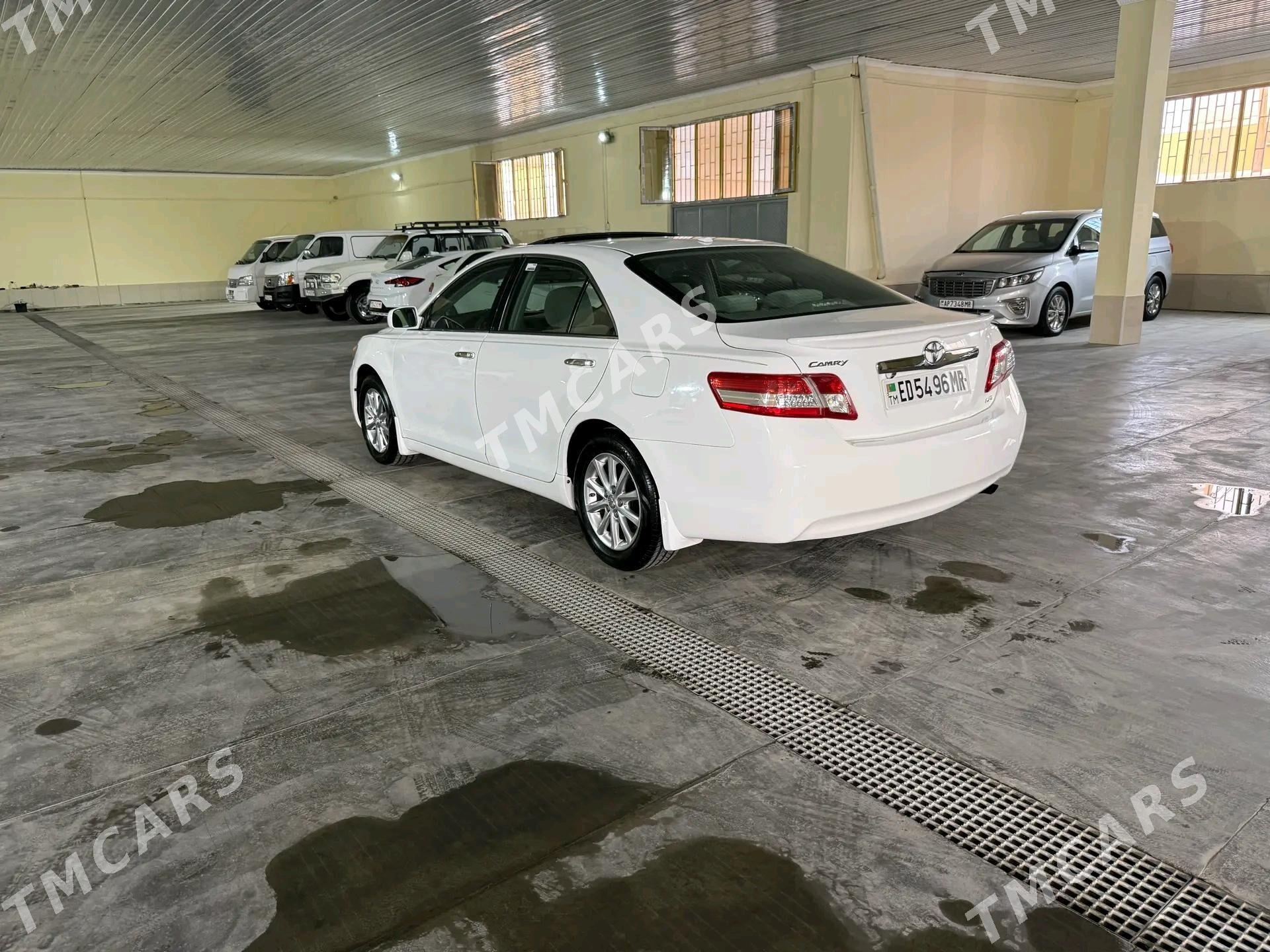 Toyota Camry 2010 - 210 000 TMT - Мары - img 2