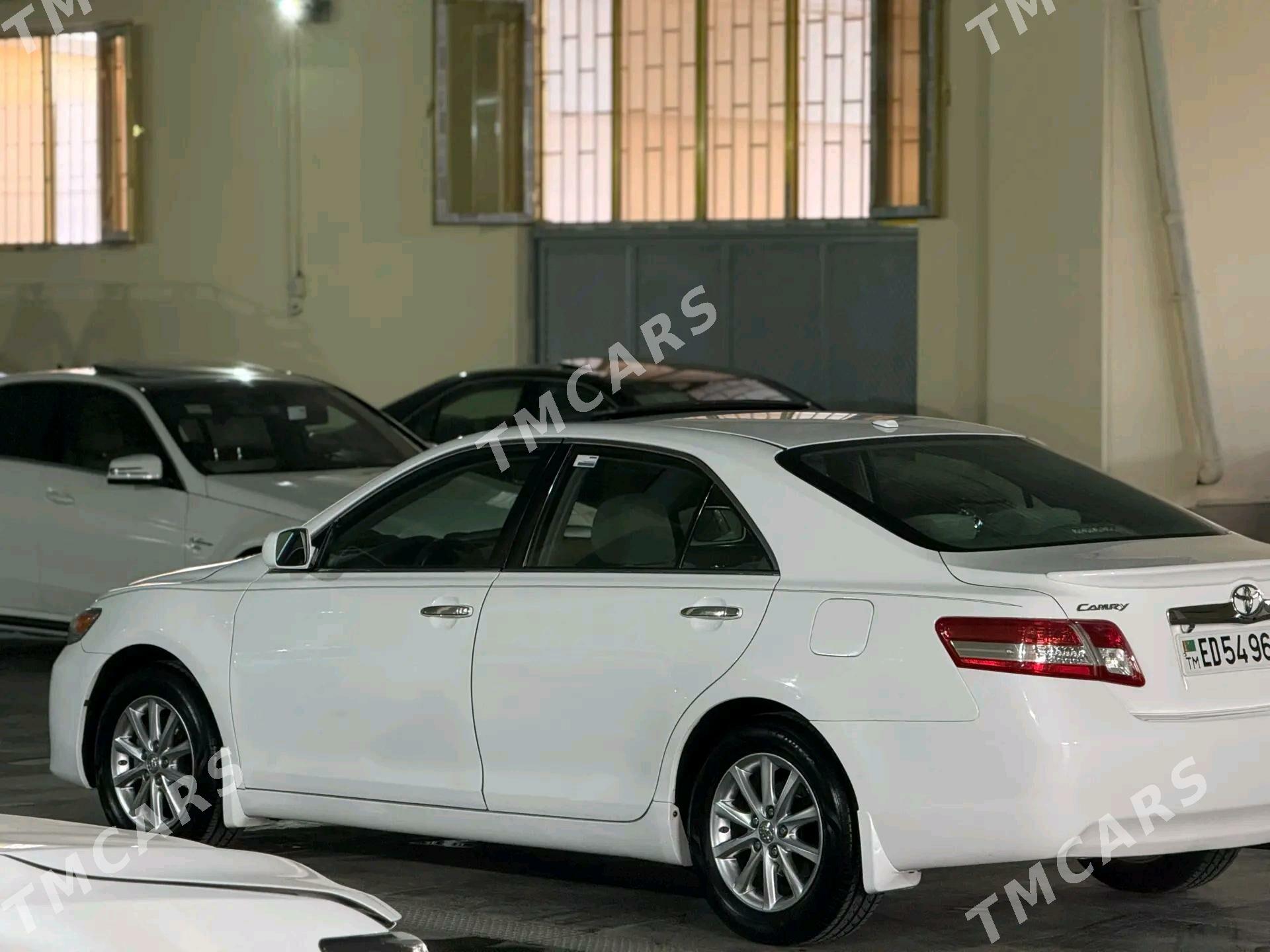 Toyota Camry 2010 - 210 000 TMT - Мары - img 3