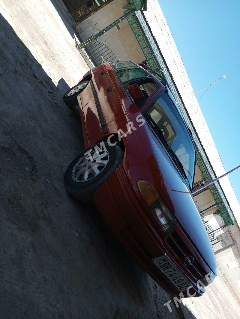 Opel Astra 1992 - 40 000 TMT - Şabat etr. - img 6