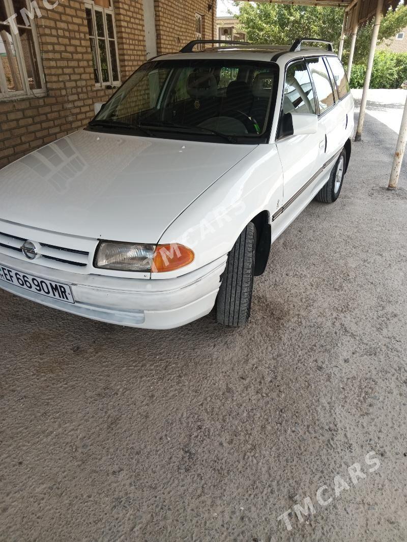 Opel Astra 1993 - 38 000 TMT - Мары - img 5