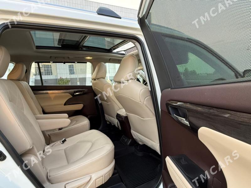 Toyota Highlander 2022 - 685 000 TMT - Бедев - img 9