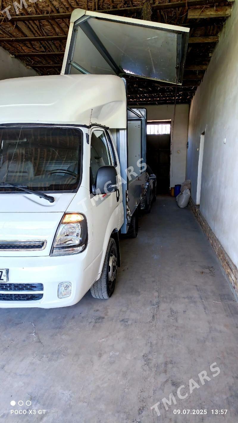 Kia Bongo 2020 - 270 000 TMT - Дашогуз - img 8