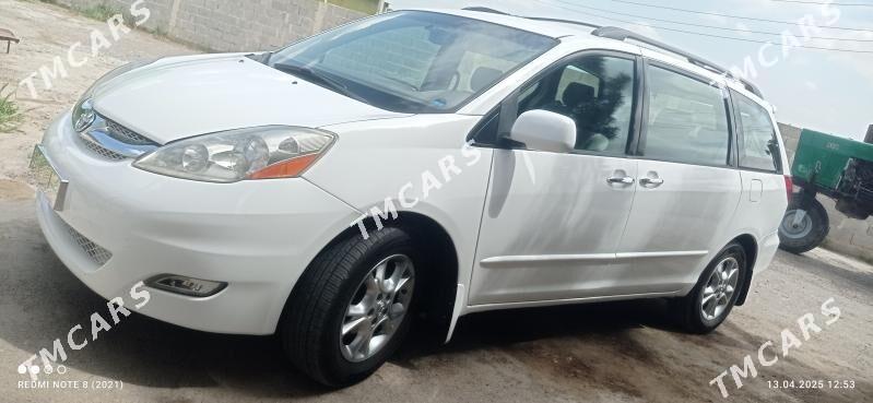 Toyota Sienna 2005 - 200 000 TMT - Kerki - img 3