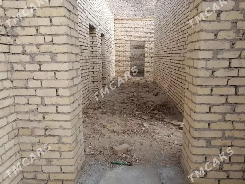Продаю дом 13,5 соток  - Türkmenabat - img 2