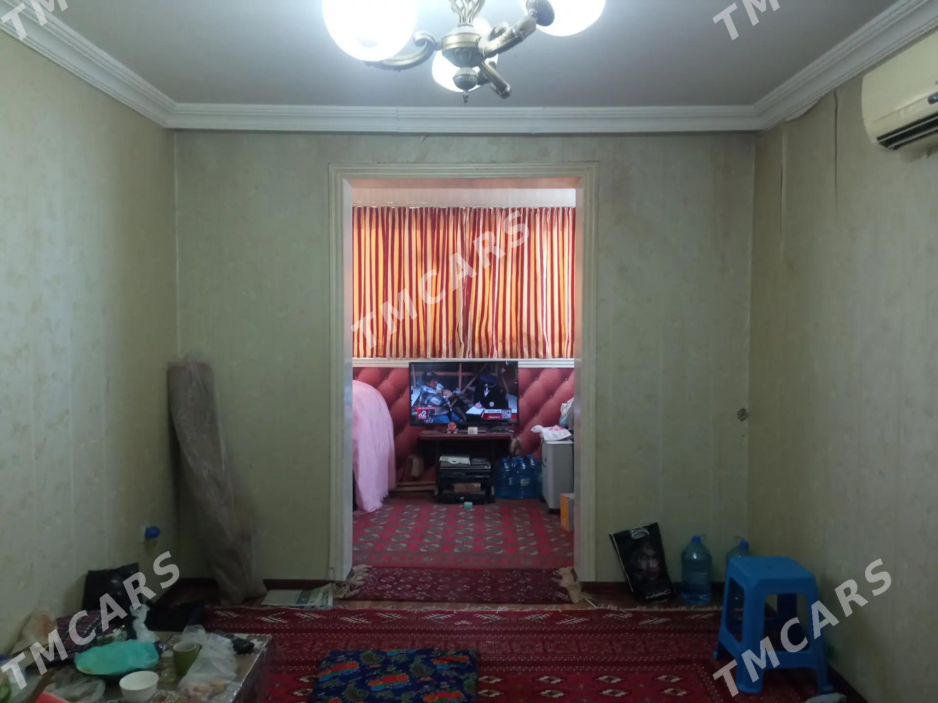 Продаю квартиру 2-ой микрорайо - Türkmenabat - img 2