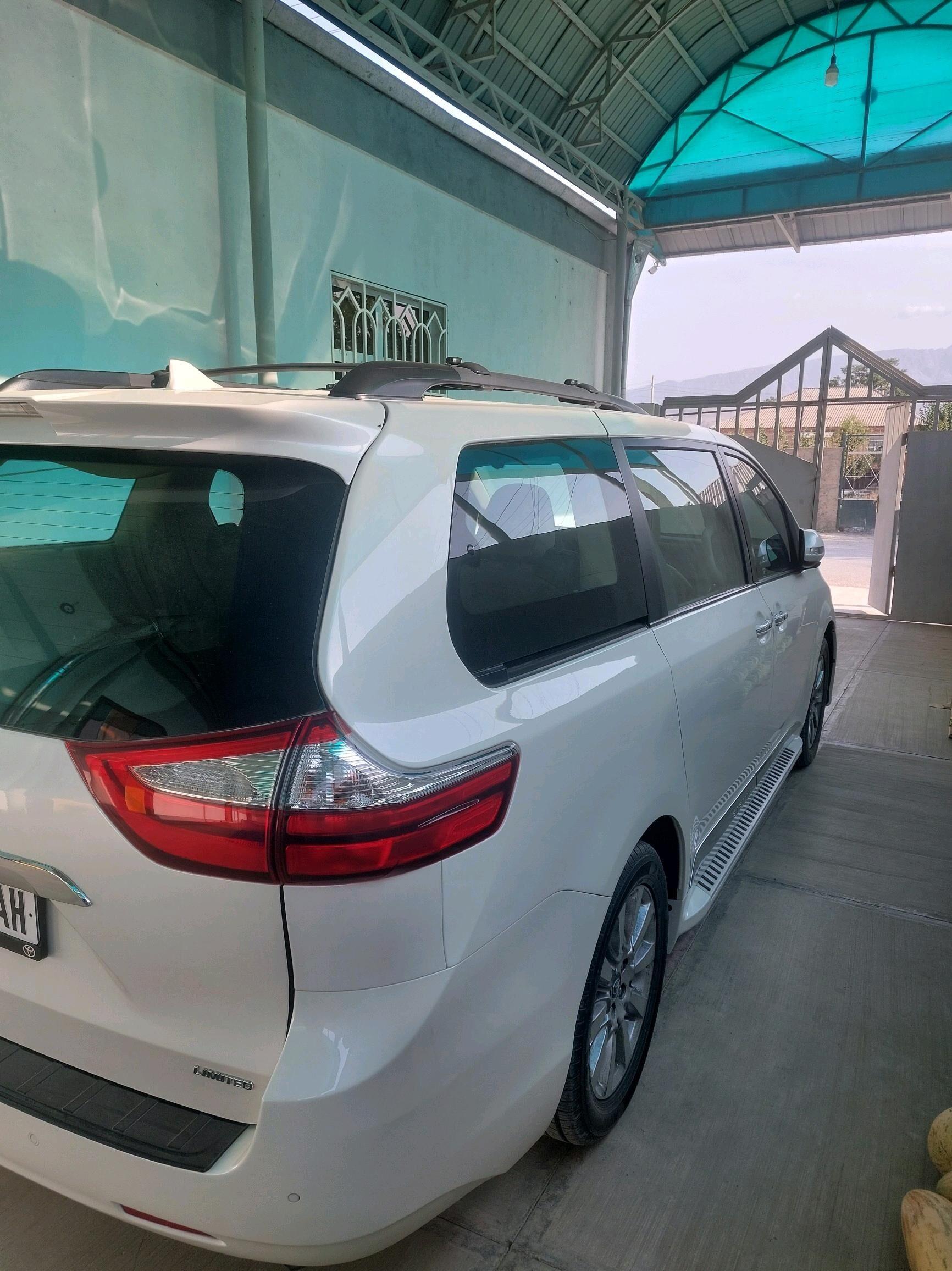 Toyota Sienna 2018 - 690 000 TMT - Gökdepe - img 6