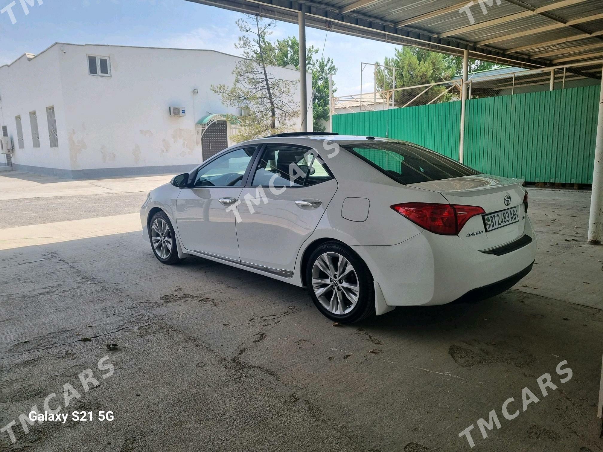 Toyota Corolla 2018 - 225 000 TMT - Aşgabat - img 3