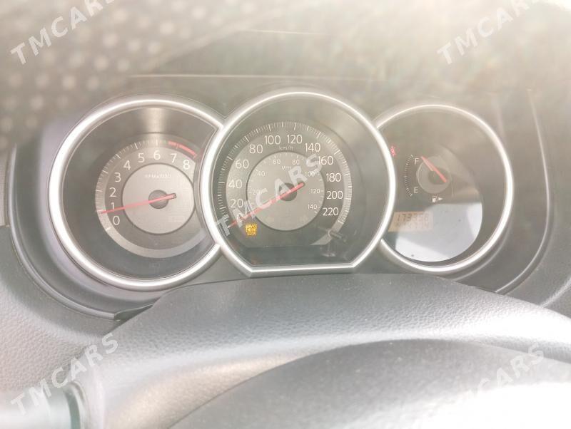 Nissan Versa 2009 - 108 000 TMT - Mary - img 5