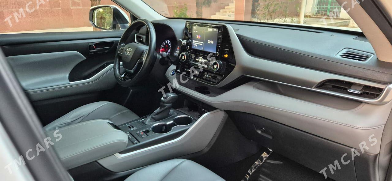 Toyota Highlander 2020 - 495 000 TMT - Ашхабад - img 2