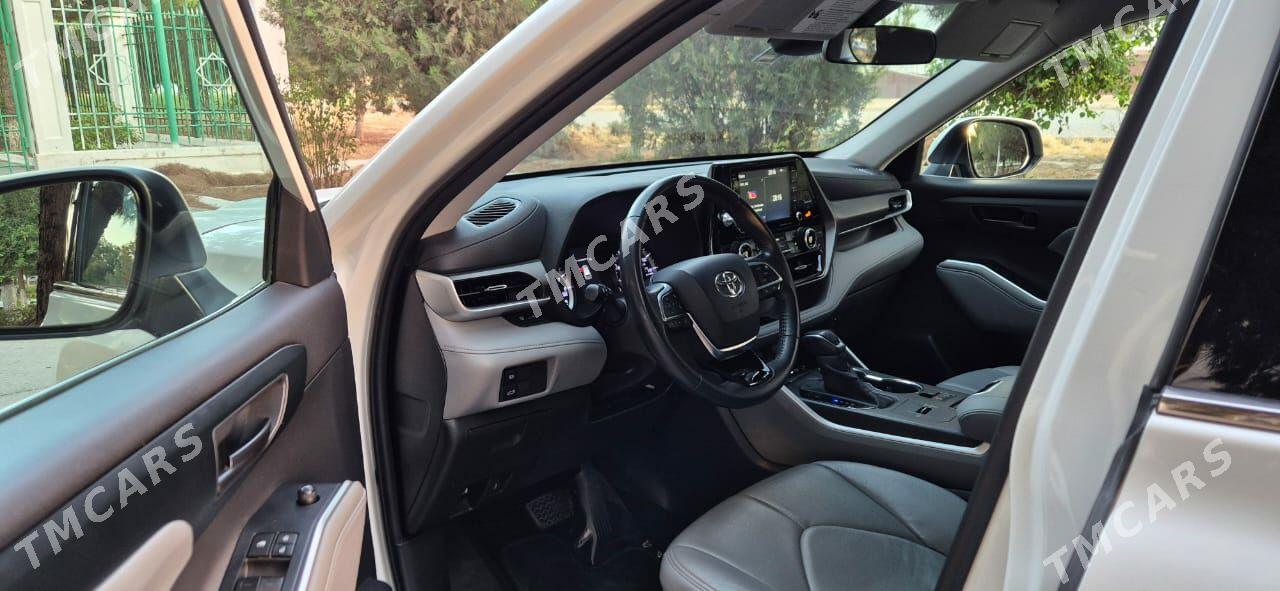 Toyota Highlander 2020 - 495 000 TMT - Ашхабад - img 3