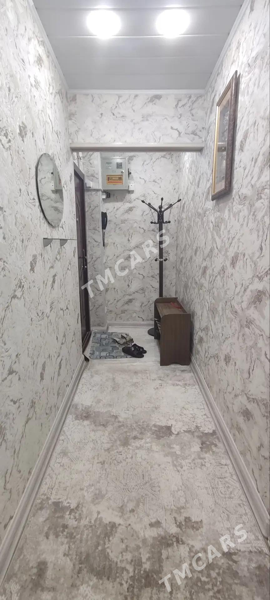 11 мкр 4/3 этаж 1 ком - Aşgabat - img 6