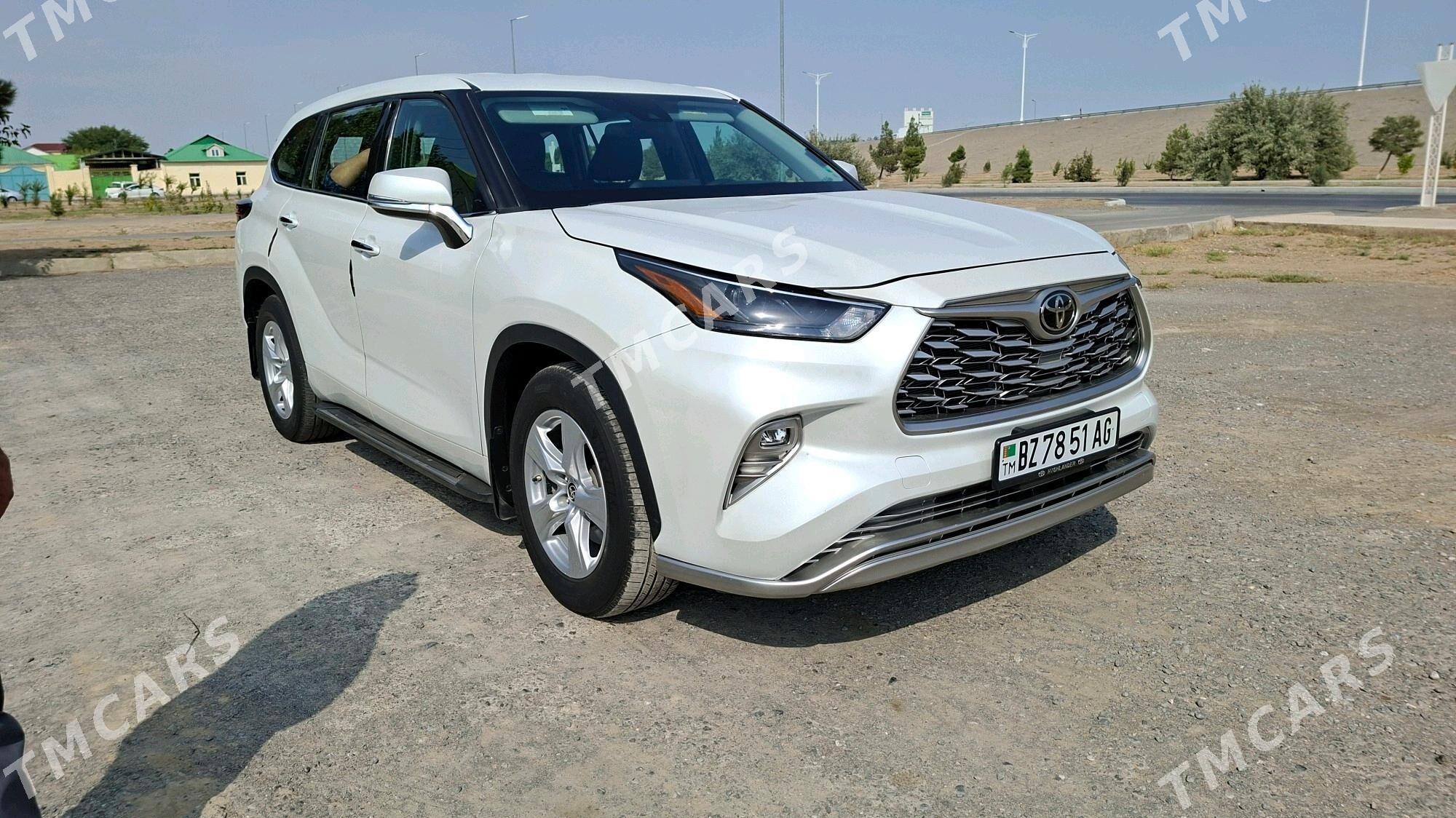 Toyota Highlander 2023 - 640 000 TMT - Aşgabat - img 5