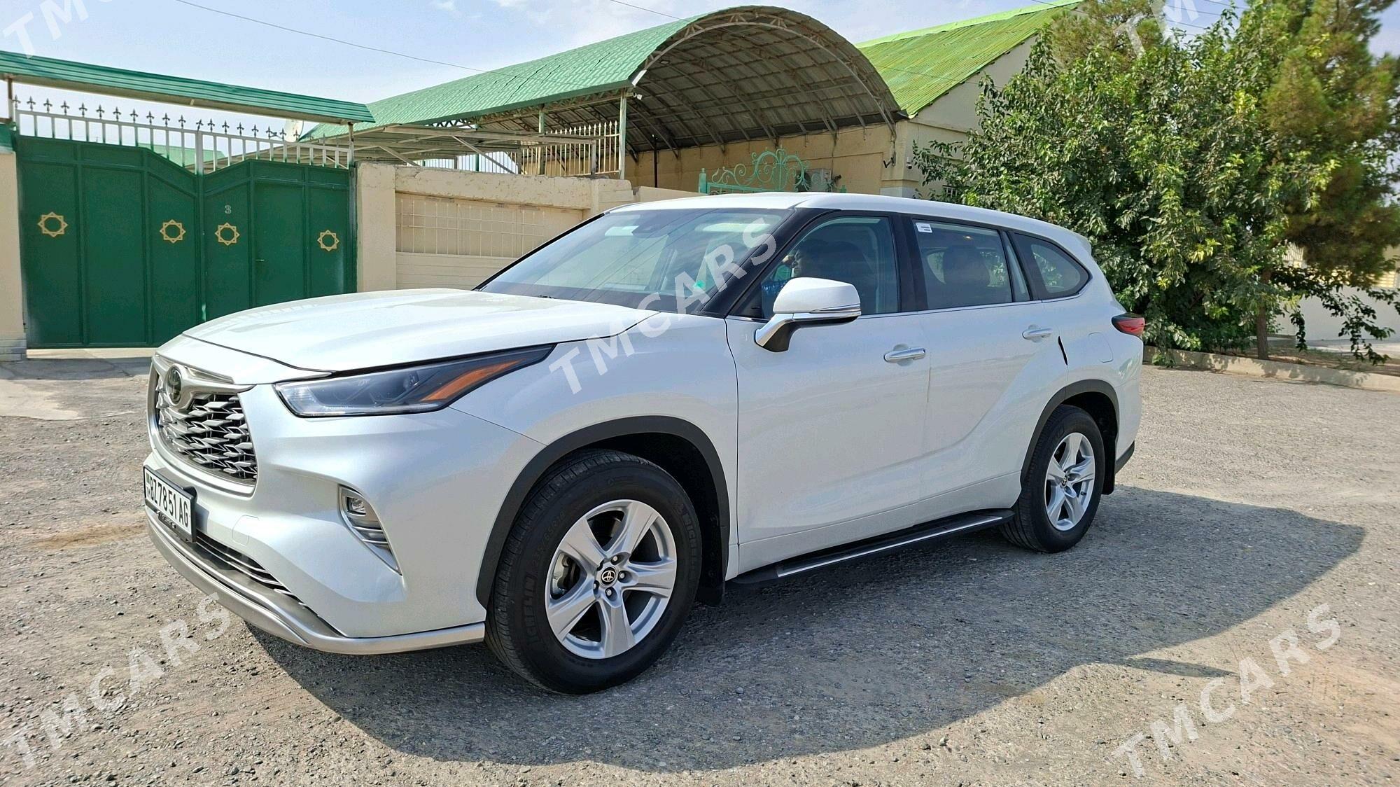 Toyota Highlander 2023 - 640 000 TMT - Aşgabat - img 7