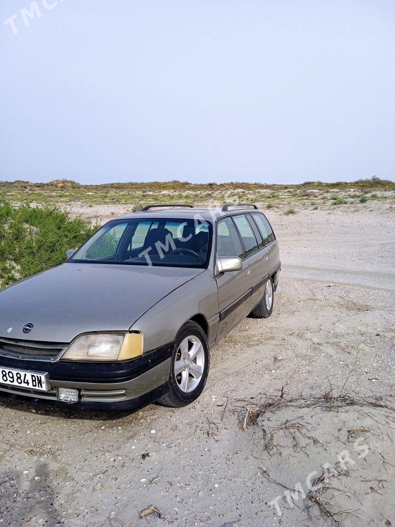 Opel Omega 1994 - 30 000 TMT - Туркменбаши - img 2