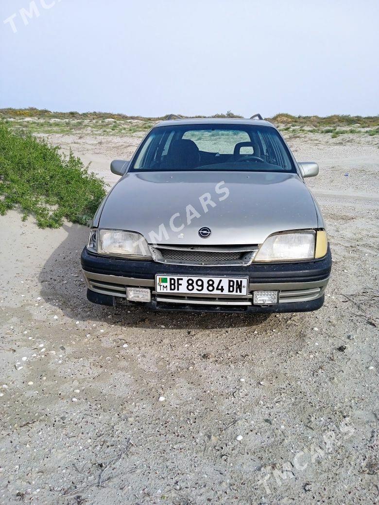 Opel Omega 1994 - 30 000 TMT - Туркменбаши - img 4
