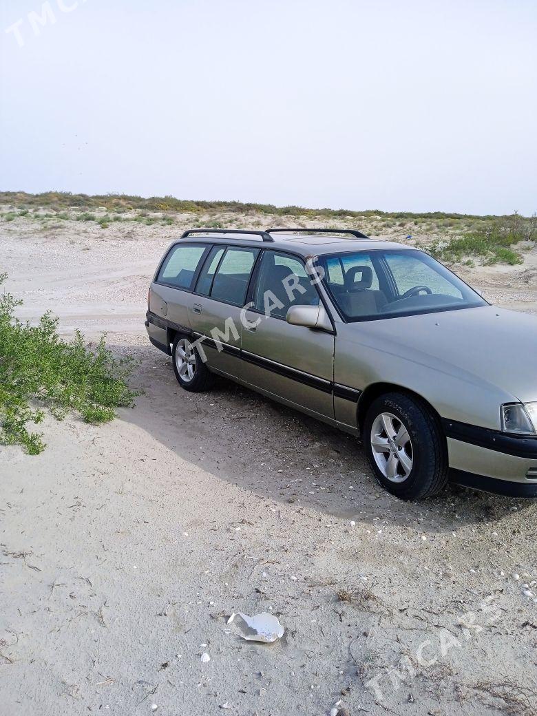 Opel Omega 1994 - 30 000 TMT - Туркменбаши - img 3