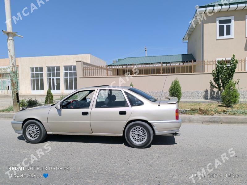 Opel Vectra 1990 - 33 000 TMT - Farap - img 2