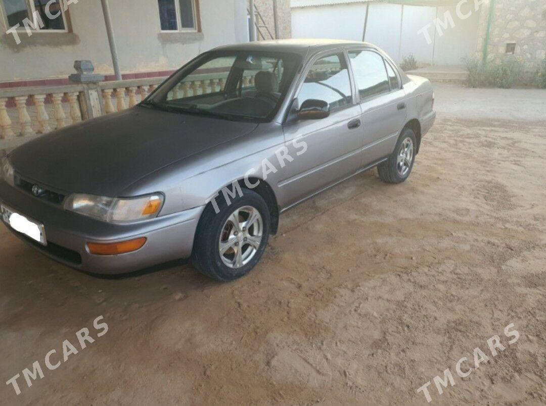 Toyota Corolla 1997 - 20 000 TMT - Ашхабад - img 4