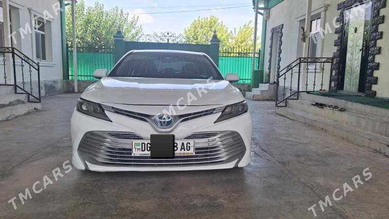 Toyota Camry Hybrid 2019 - 235 000 TMT - Бузмеин - img 5