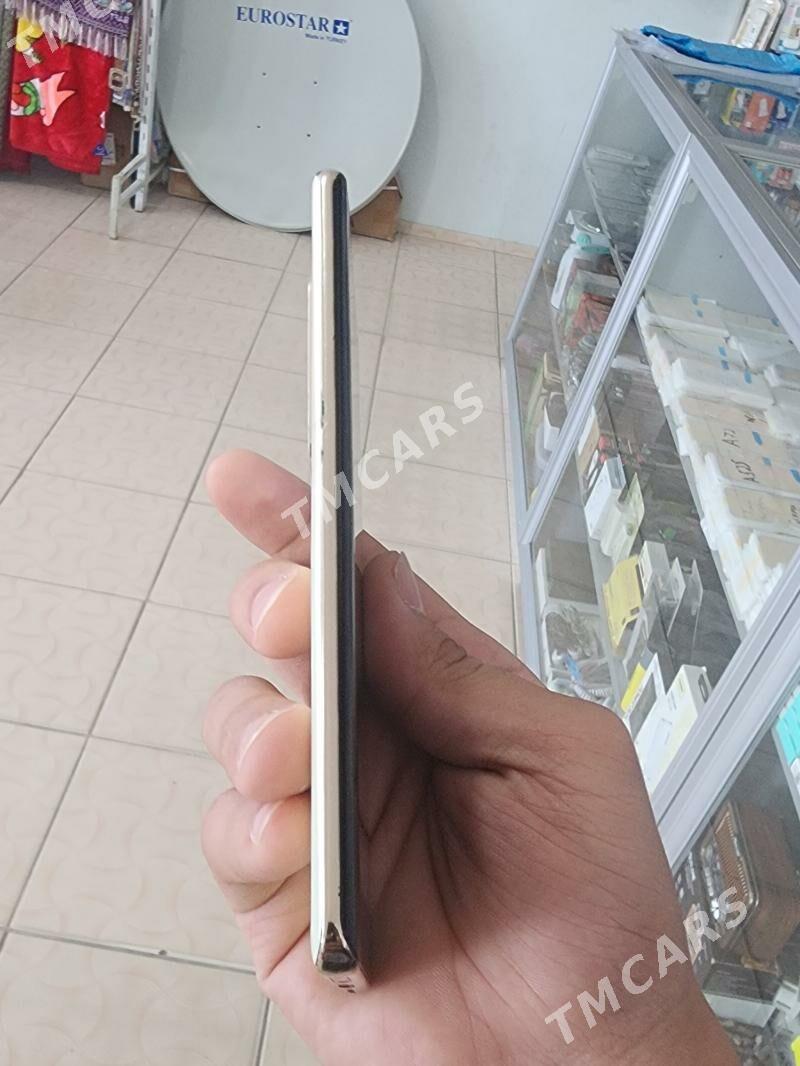 infinix Zero 30 8/256 - Гумдаг - img 4