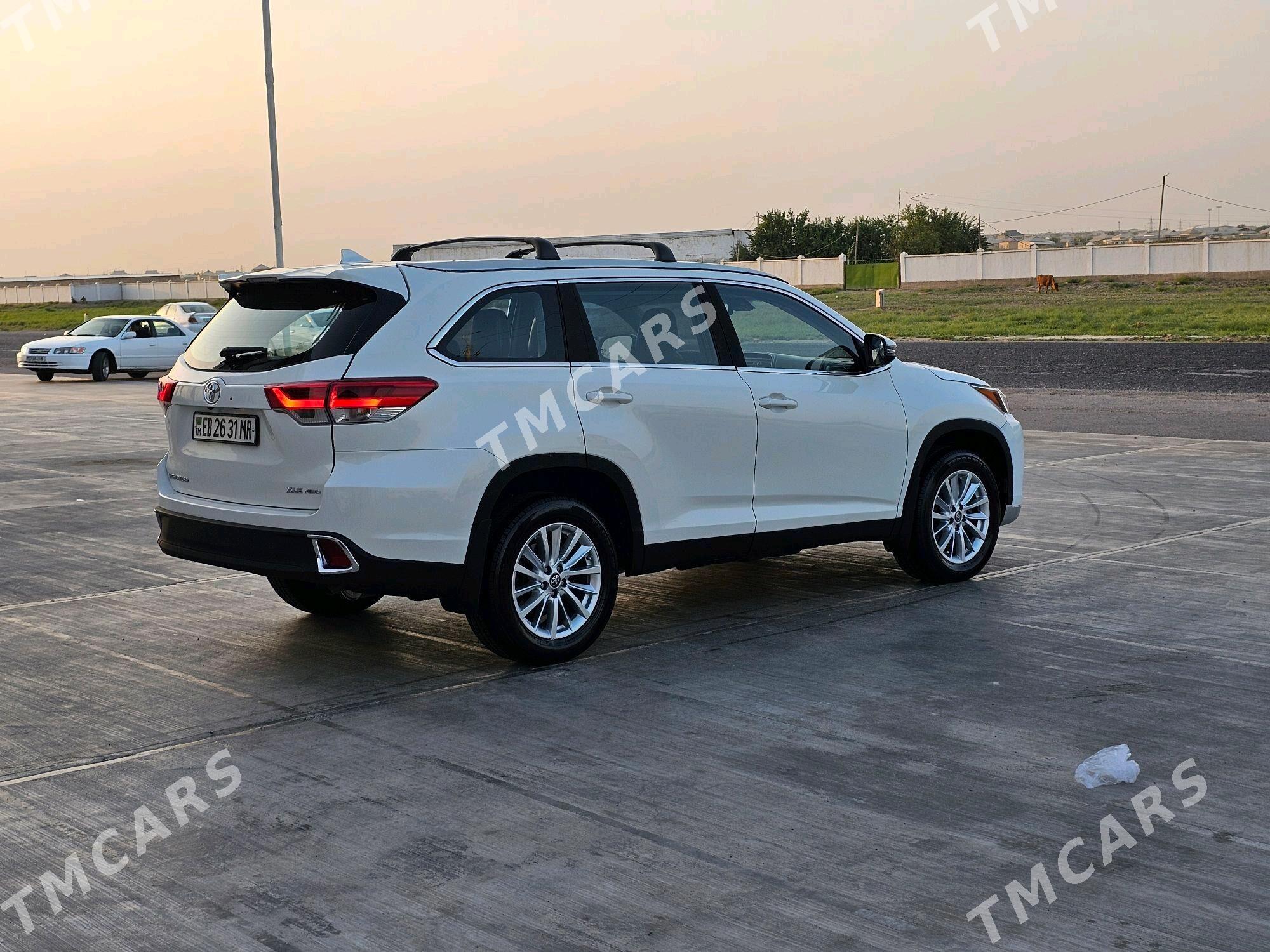 Toyota Highlander 2019 - 360 000 TMT - Мары - img 6