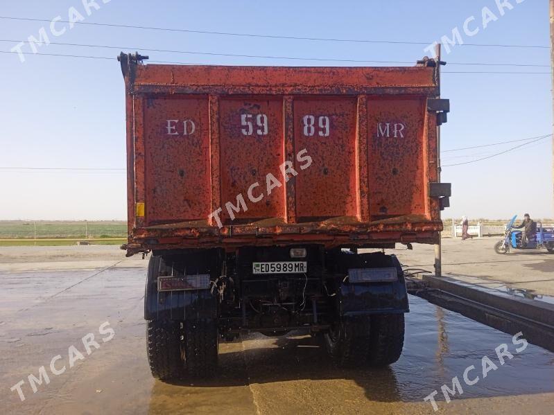 Kamaz 6520 2005 - 260 000 TMT - Мургап - img 3