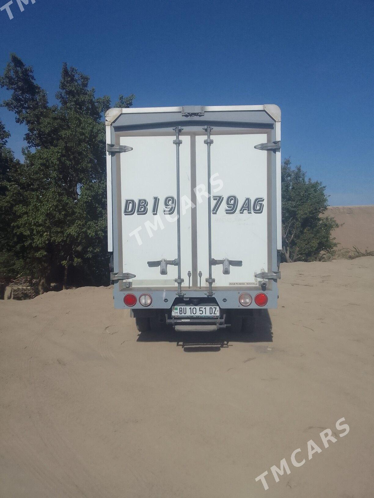Kia Bongo 2016 - 210 000 TMT - Гурбансолтан Едже - img 2
