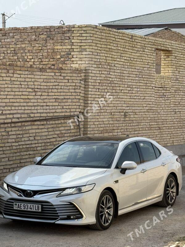 Toyota Camry 2022 - 620 000 TMT - Туркменабат - img 4