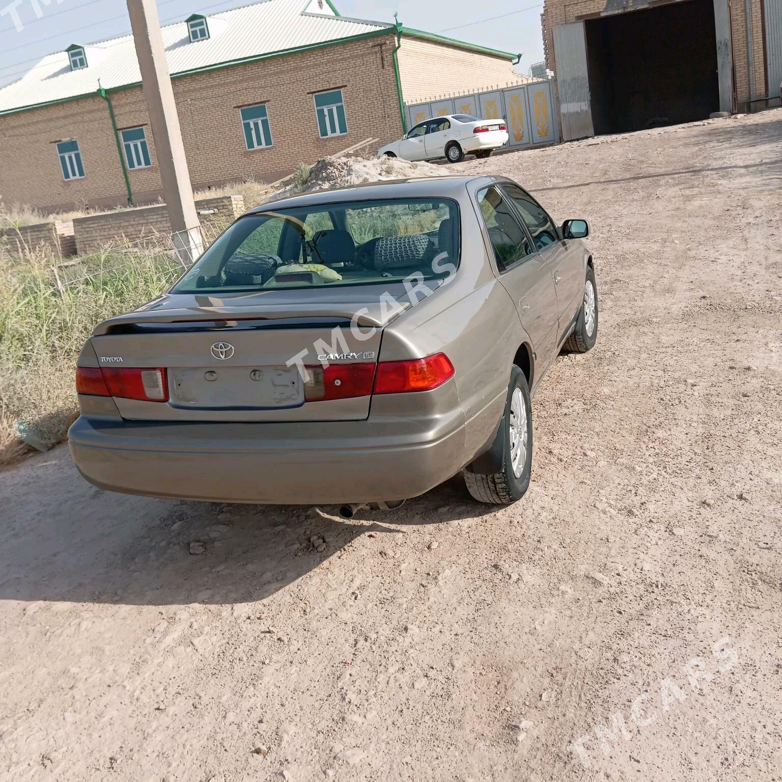 Toyota Camry 2001 - 135 000 TMT - Туркменабат - img 5