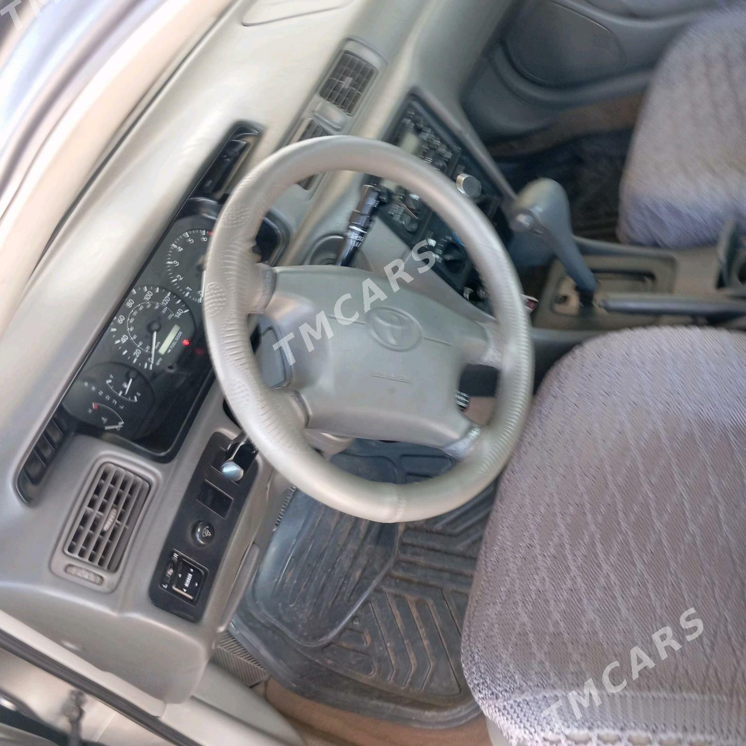 Toyota Camry 2001 - 135 000 TMT - Туркменабат - img 6