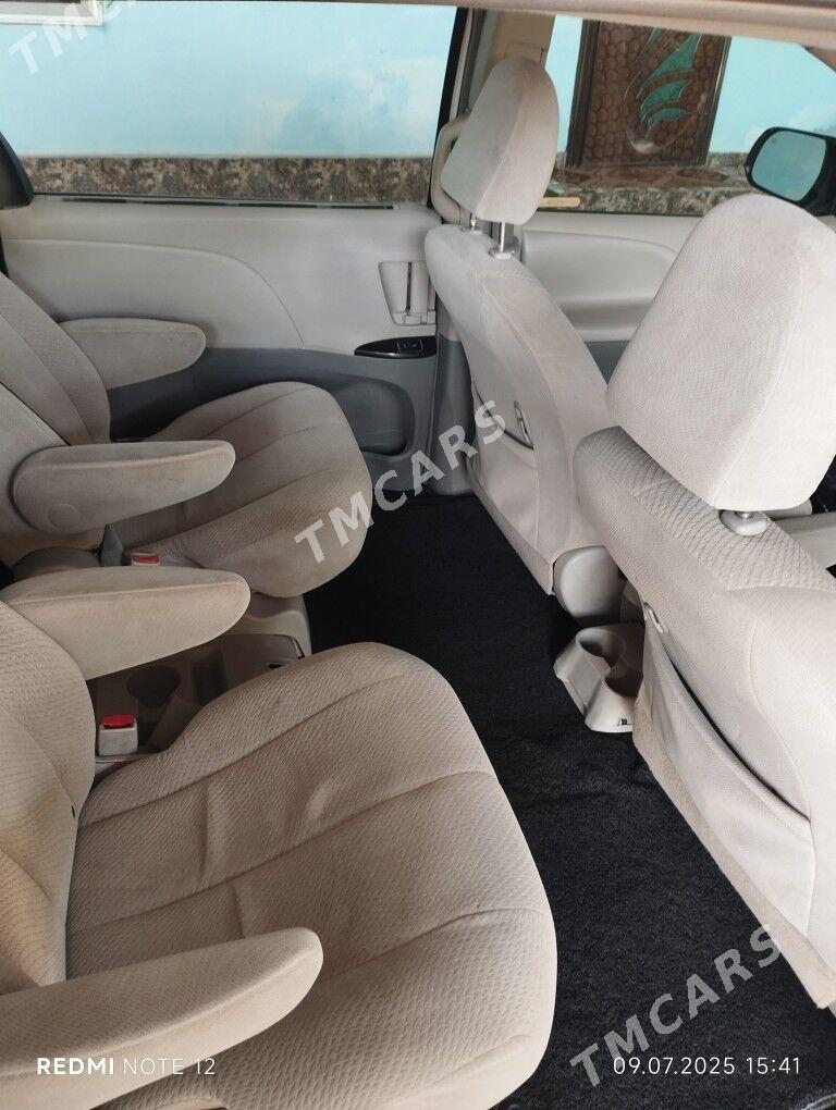 Toyota Sienna 2012 - 270 000 TMT - Dänew - img 2