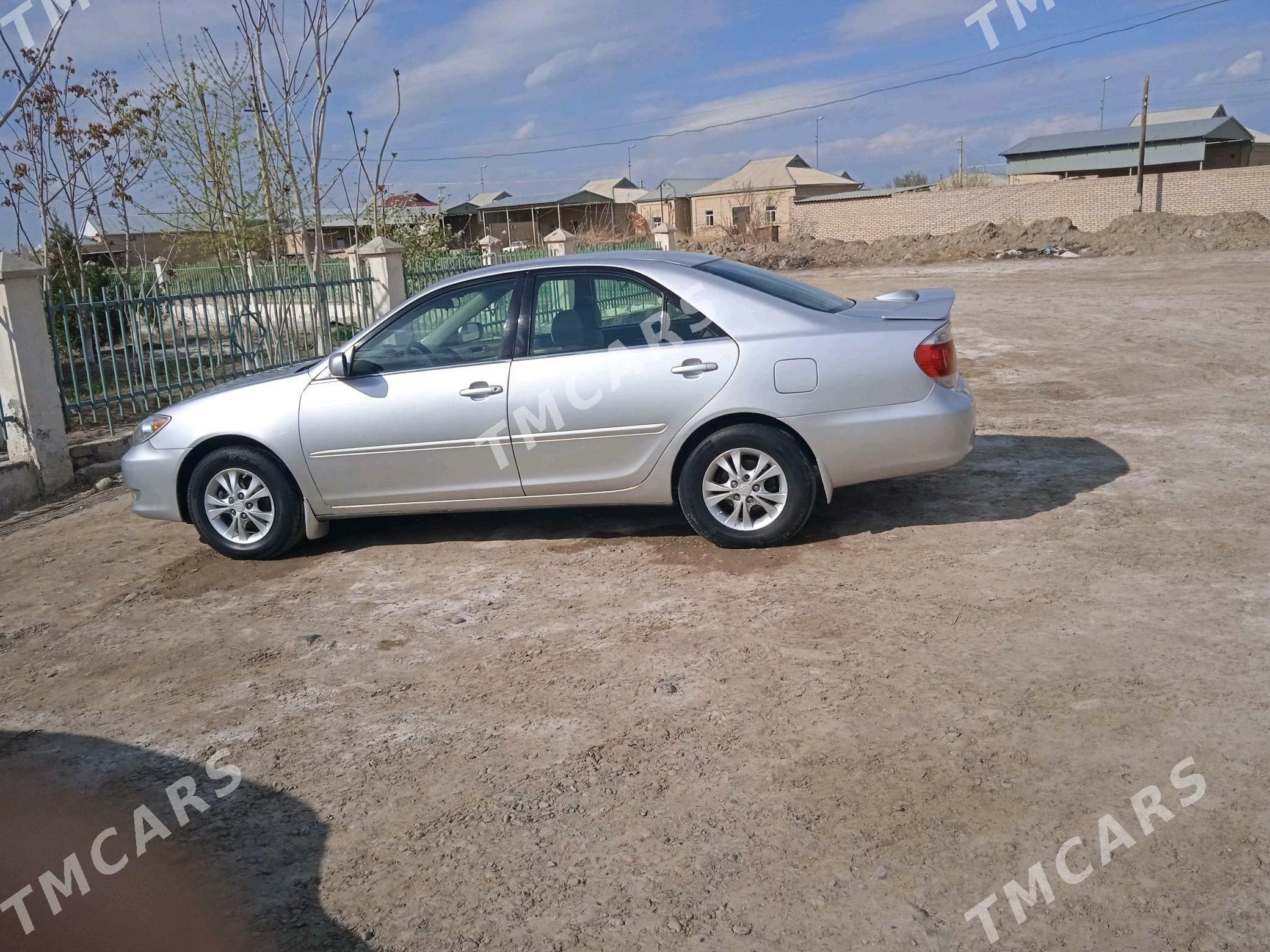 Toyota Camry 2003 - 160 000 TMT - Мары - img 2