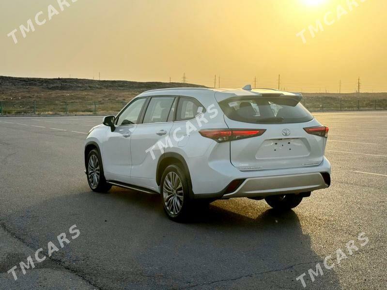Toyota Highlander 2022 - 686 000 TMT - Aşgabat - img 3