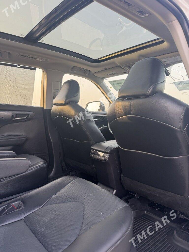 Toyota Highlander 2022 - 686 000 TMT - Aşgabat - img 9