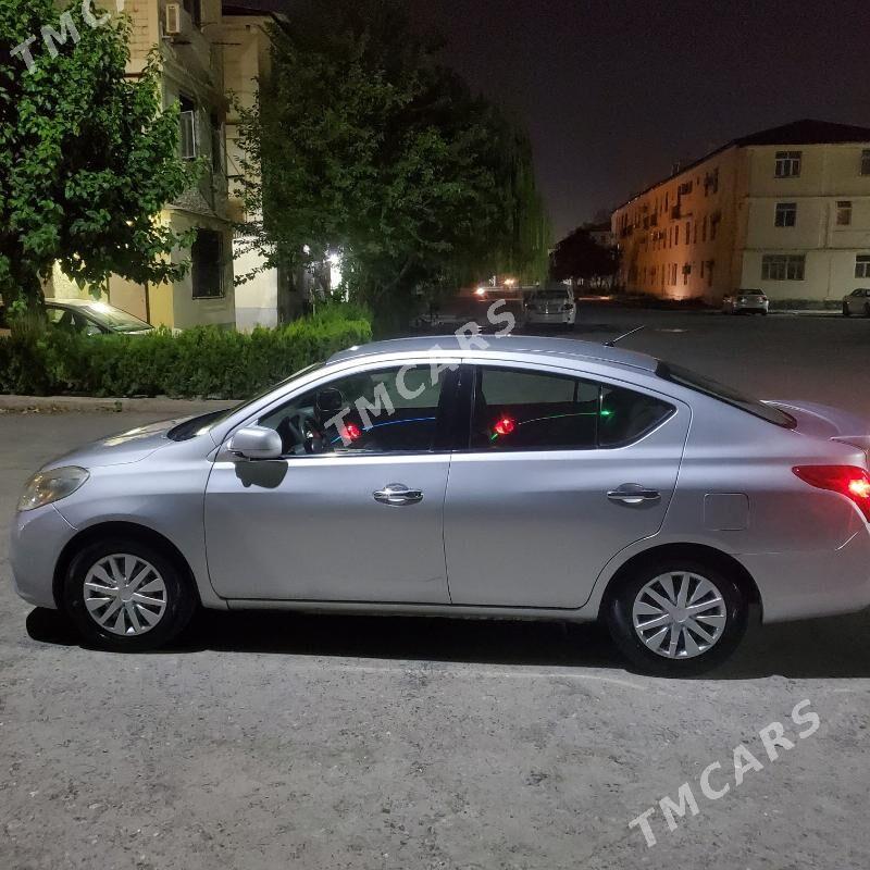 Nissan Versa 2013 - 92 000 TMT - Aşgabat - img 2