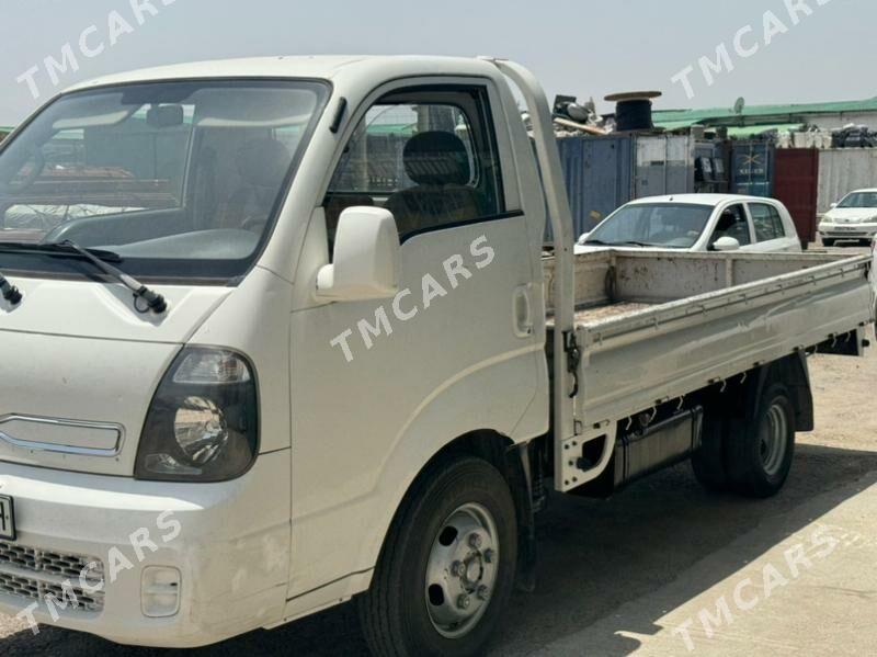 Kia Bongo 2013 - 225 000 TMT - Ашхабад - img 4