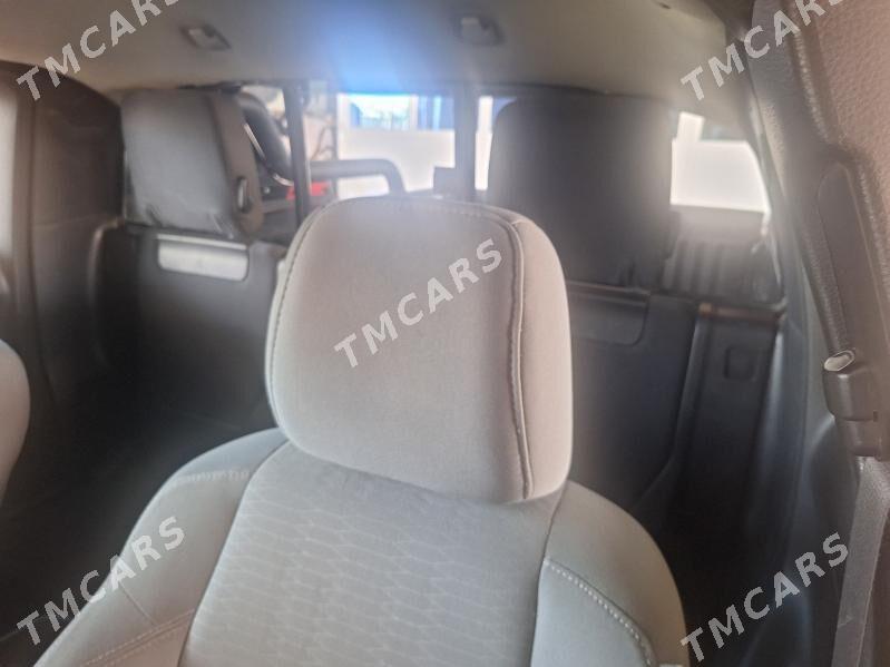Toyota Tacoma 2020 - 330 000 TMT - Baýramaly - img 3