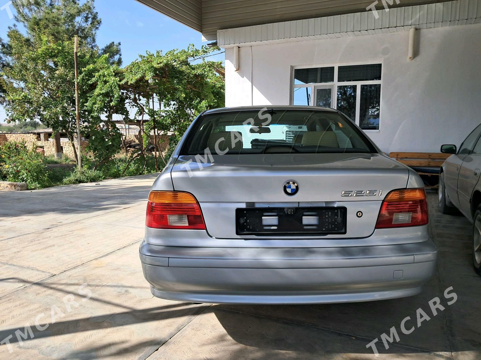 BMW 525 2001 - 130 000 TMT - Магданлы - img 3