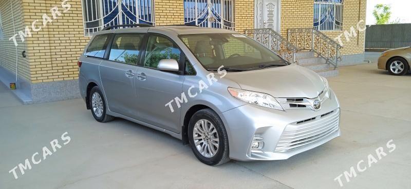 Toyota Sienna 2019 - 470 000 TMT - Мары - img 4