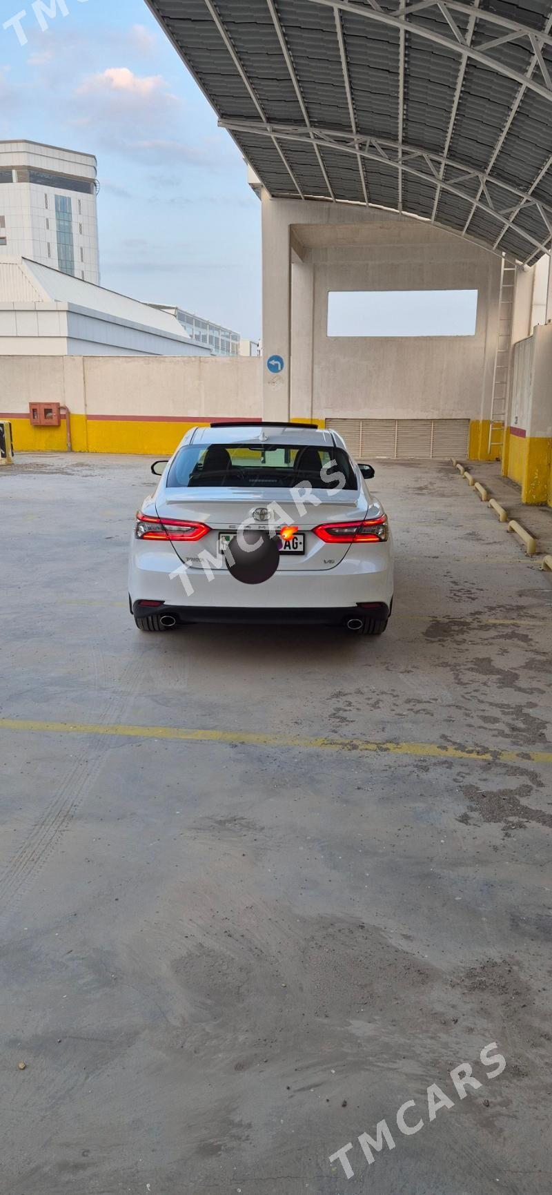 Toyota Camry 2018 - 295 000 TMT - Ашхабад - img 4