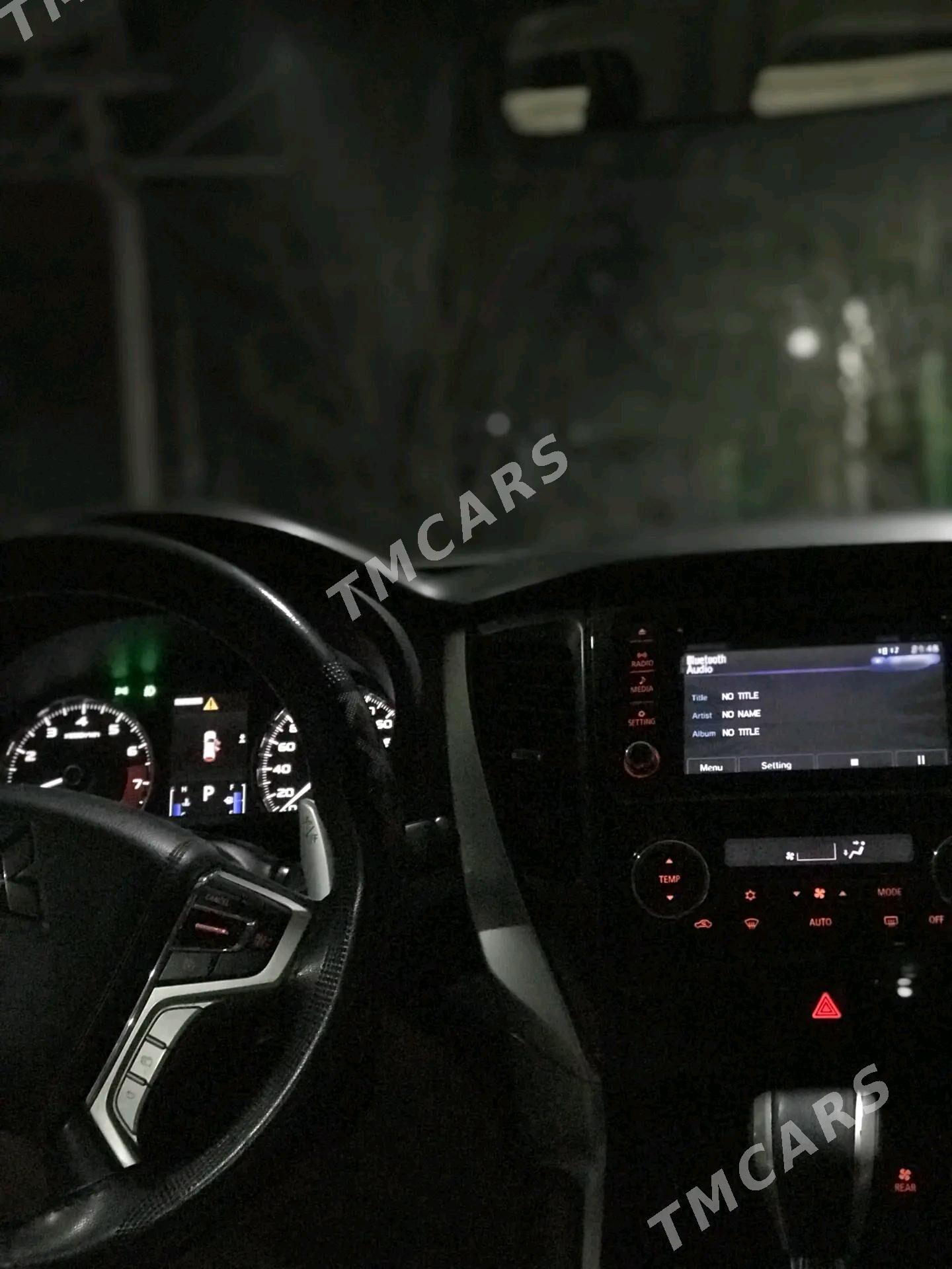 Mitsubishi Montero Sport 2019 - 360 000 TMT - Kaka - img 5